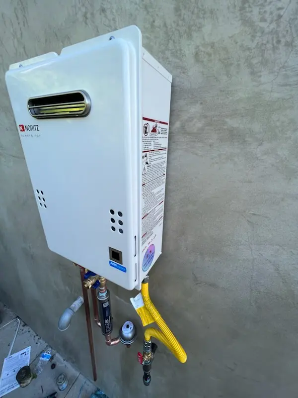 Tankless water heater installation for Paradise Palms homes